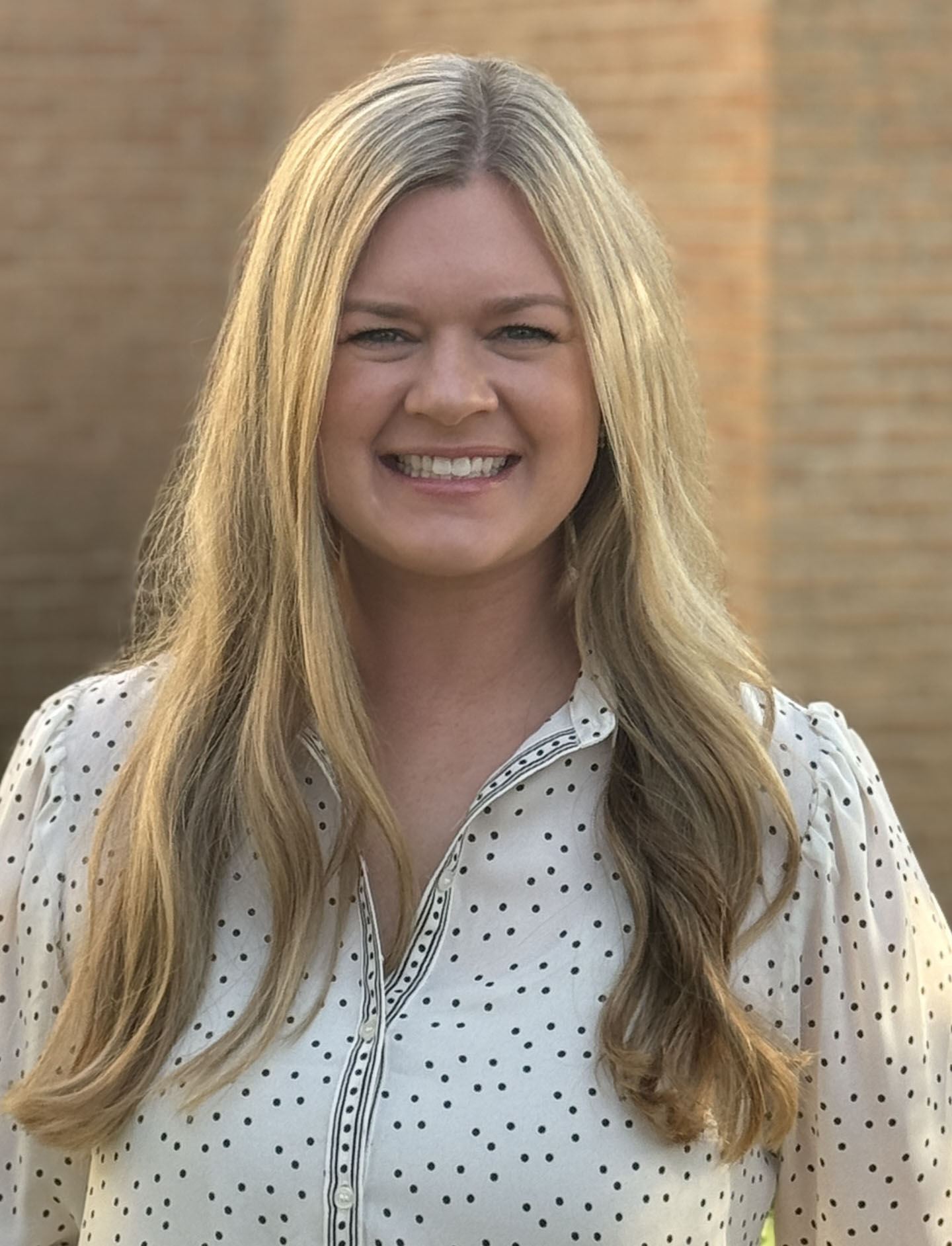 Rebecca Hollinghaus Headshot