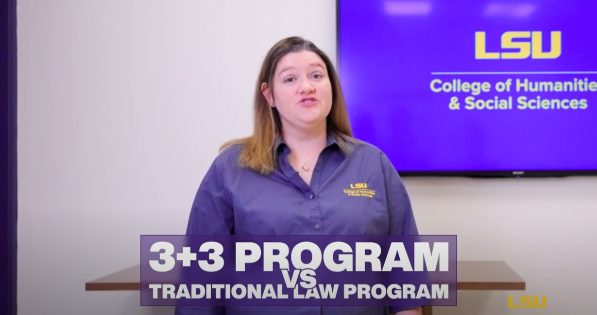 Image of an LSU HSS academic advisor presenting.